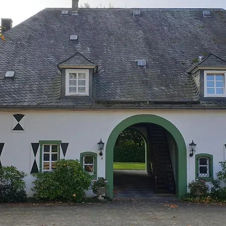 Torhaus Im Schloss Schellenstein Hotel